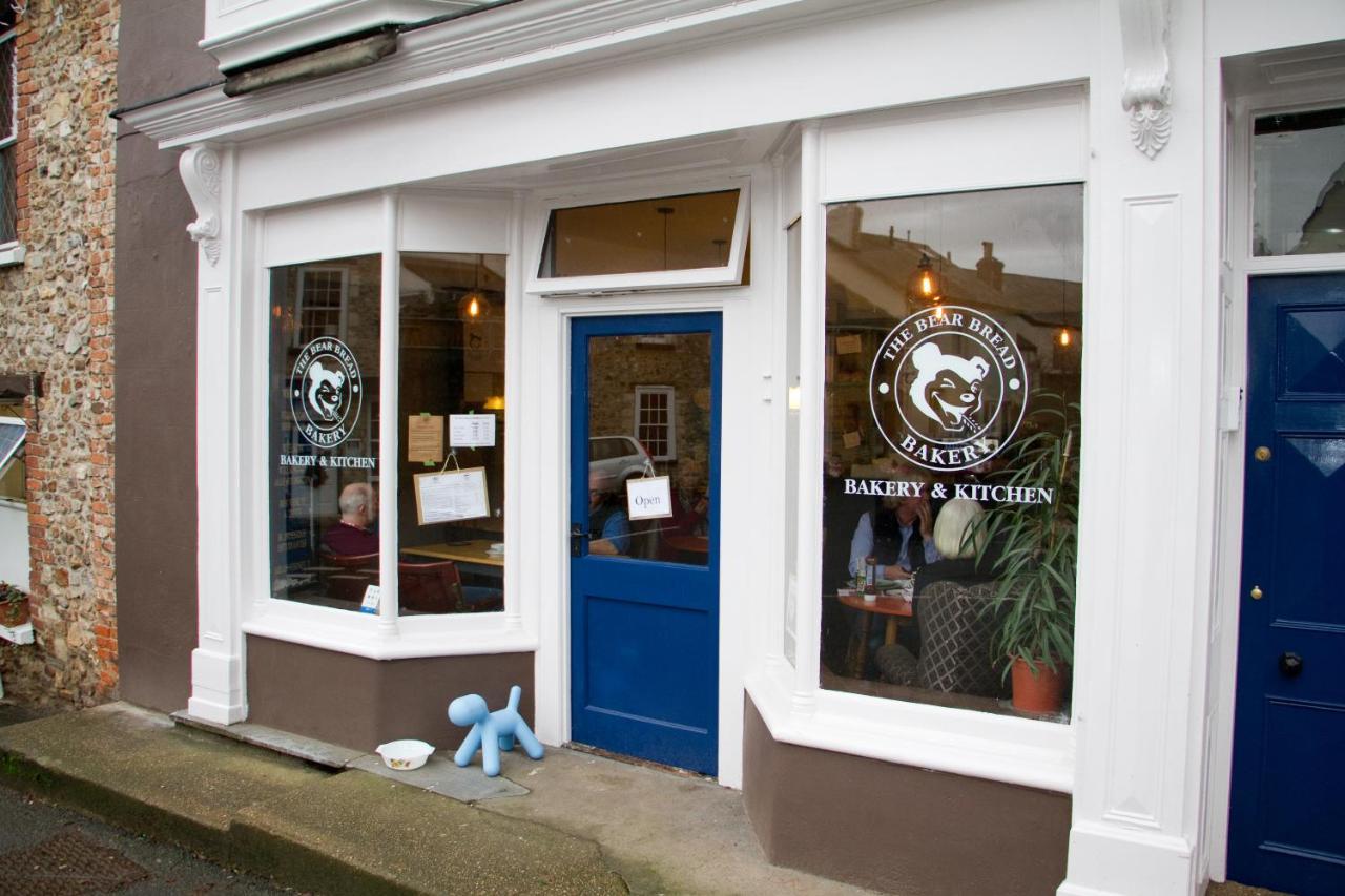 The Bear Bread Bakery B&B, Ensuite Rooms Above The Bakery, Colyton Eksteriør bilde
